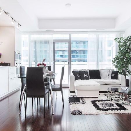 Royal Stays Condominiums - Upscale Downtown Suites Toronto Exterior foto